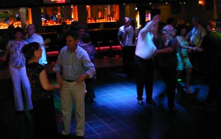 Salsa in Köln: Doudou Dancing Club