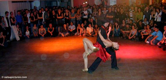 Salsa Party und Show in der Uni Mensa Köln (click to enlarge)